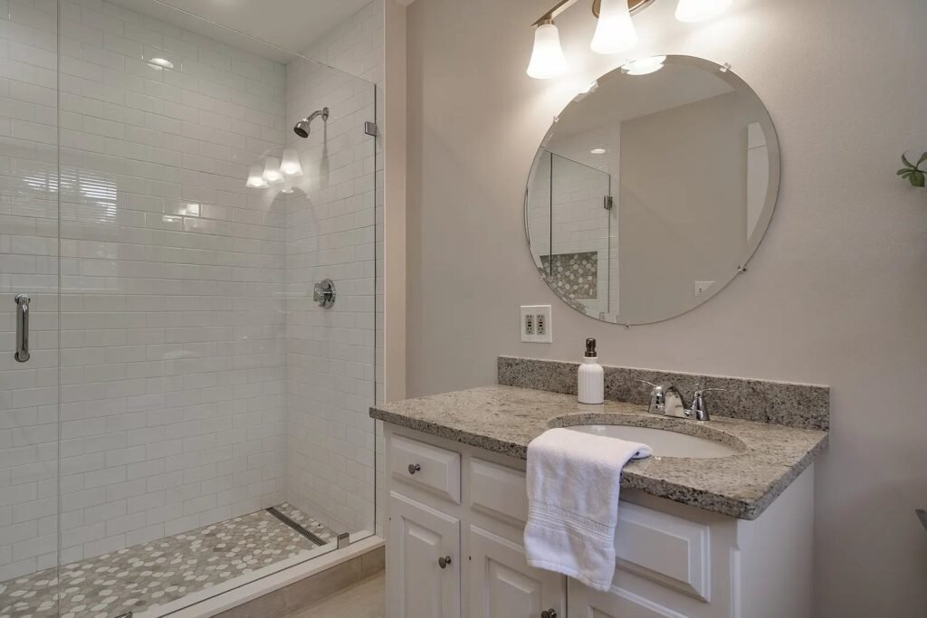The Holliston Bathroom, Transformed — photo 2